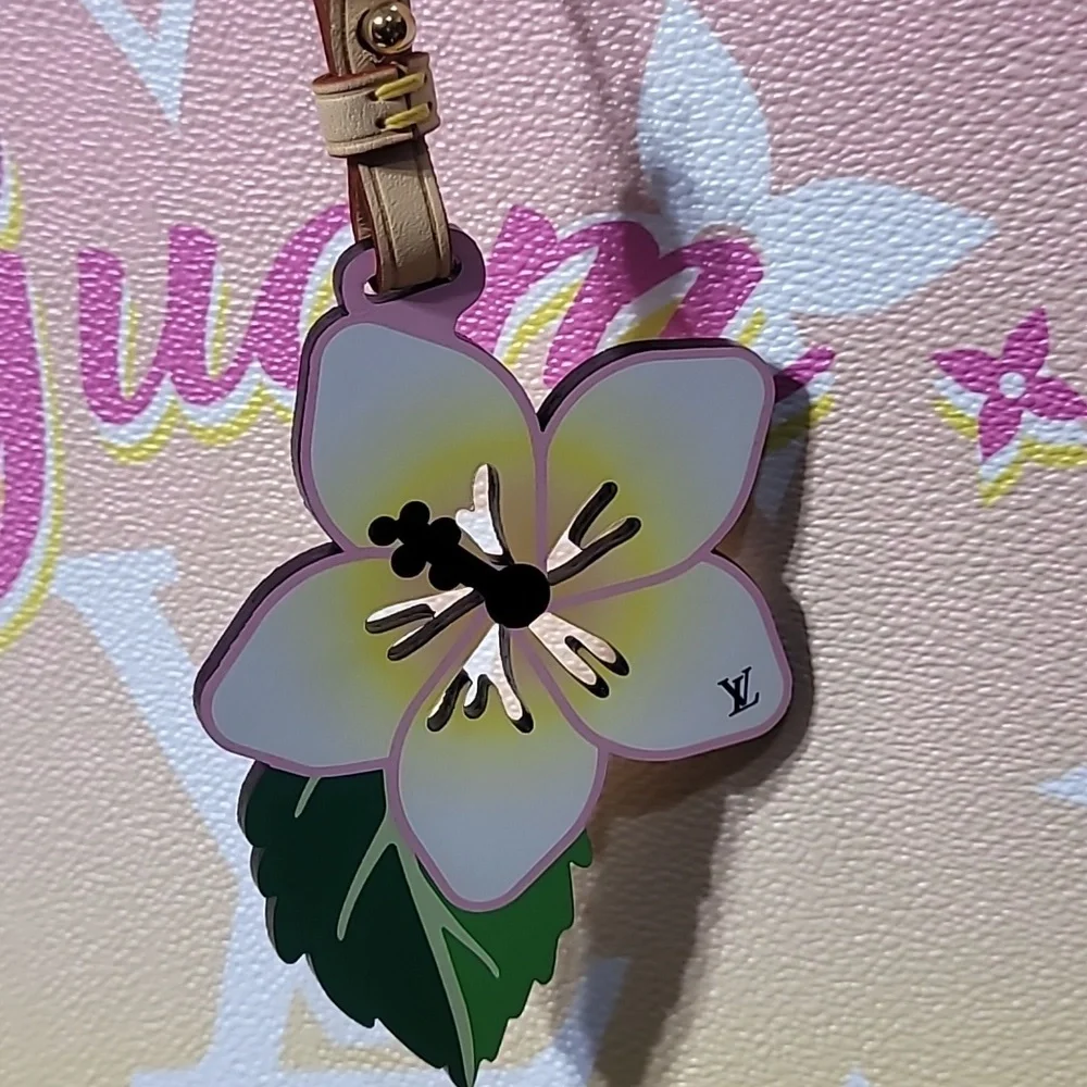 Louis Vuitton Onthego GM GUAM  Special  Edition  Collection New - Picture 15 of 16